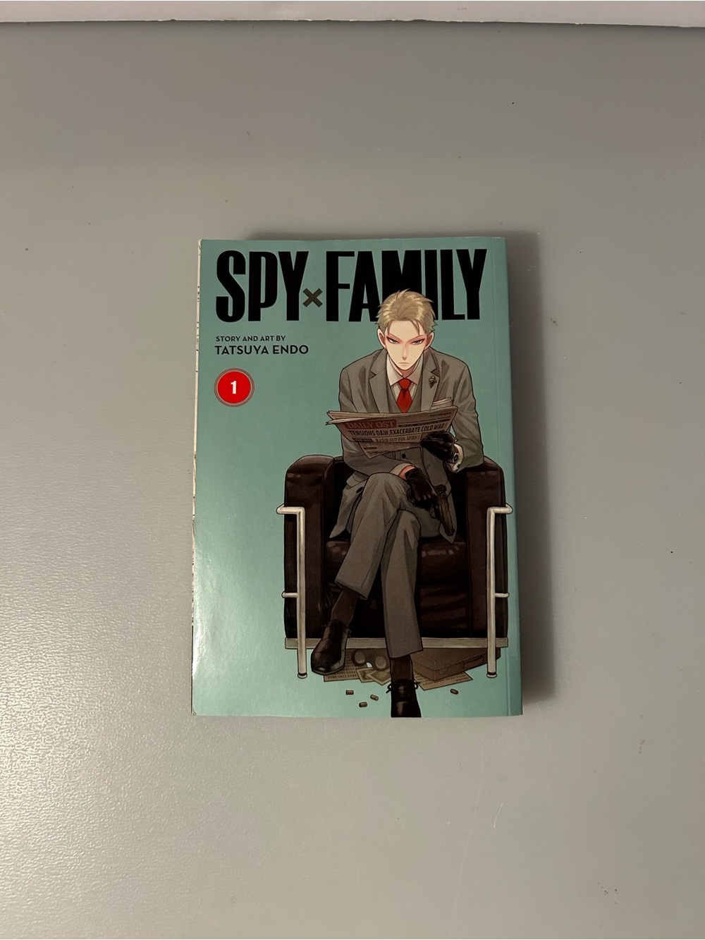SPY×FAMILY Vol. 1 Manga - Aqua Cover